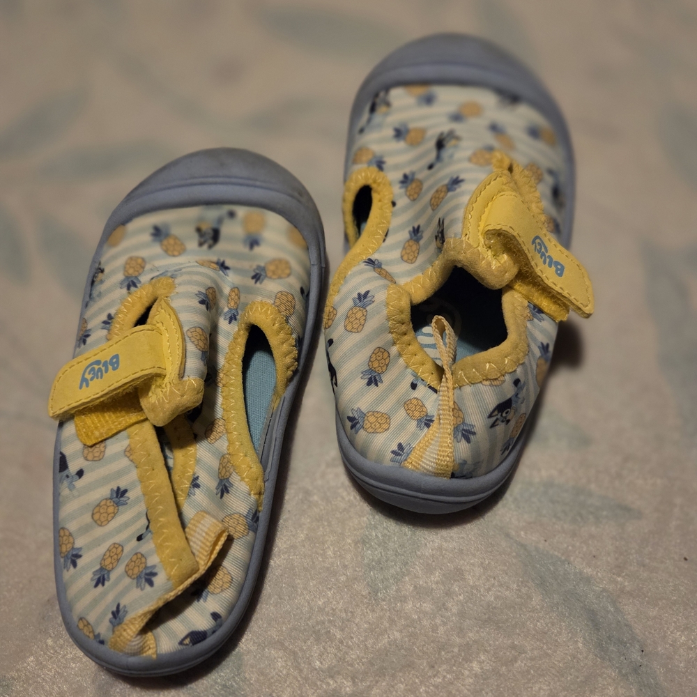 Bluey Kids Water Shoes - Yellow and Blue Floral